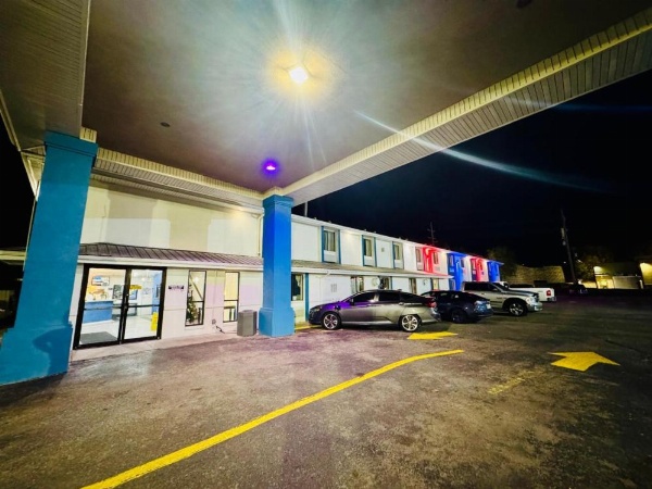 Travelodge by Wyndham Junction City image 16